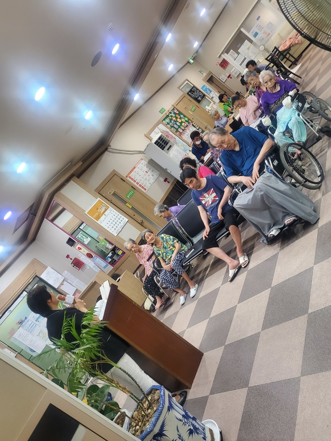 1948697120_oqQCB0mO_d77b7b74b9e278fcc70269219deaf3ed369f9579.jpg 이미지크게보기